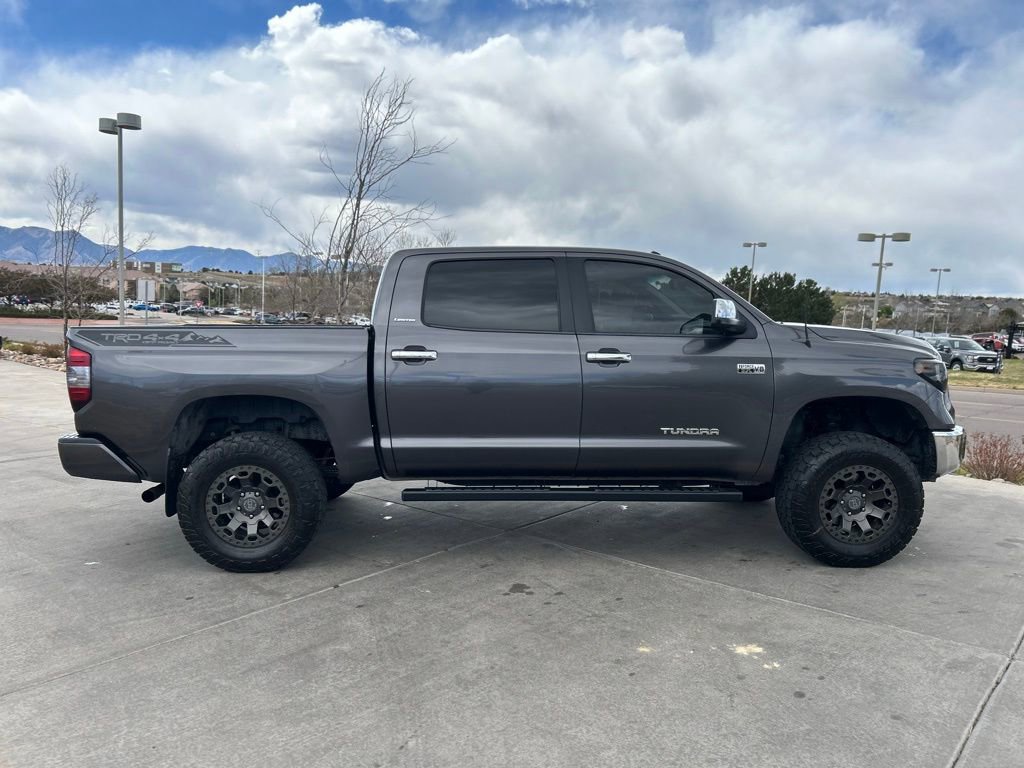 Used 2017 Toyota Tundra Limited w/ Limited Premium Package AWD/4WD image 10