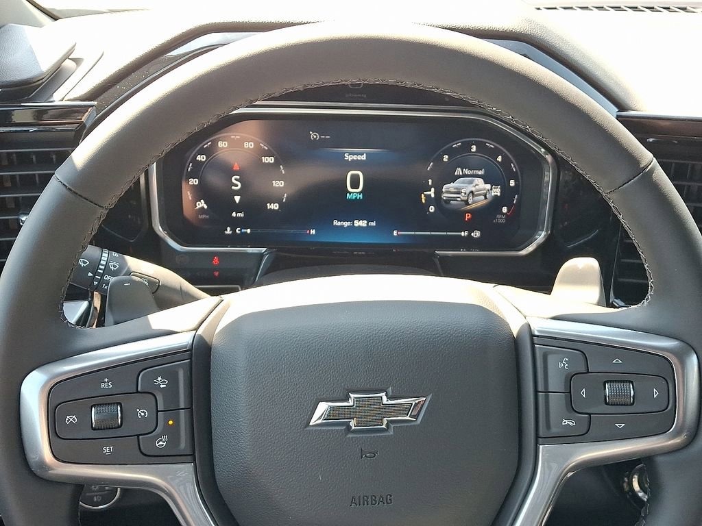 New 2026 Chevrolet Silverado 1500 RST w/ Dark Appearance Package AWD/4WD image 9