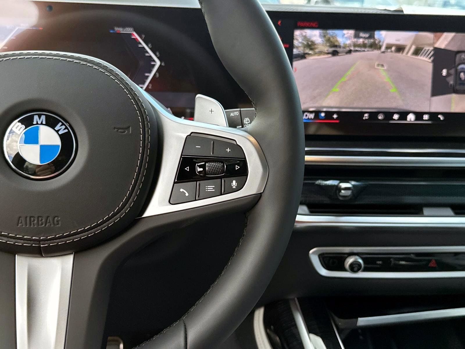 New 2026 BMW X7 xDrive40i w/ M Sport Package image 25