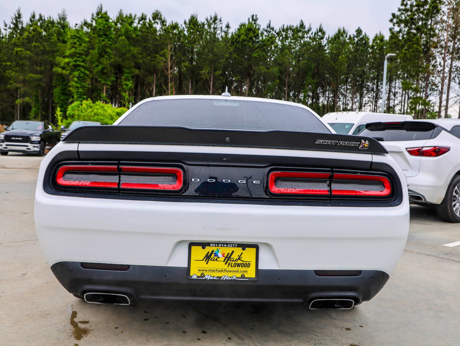 Used 2023 Dodge Challenger R/T Scat Pack RWD image 8