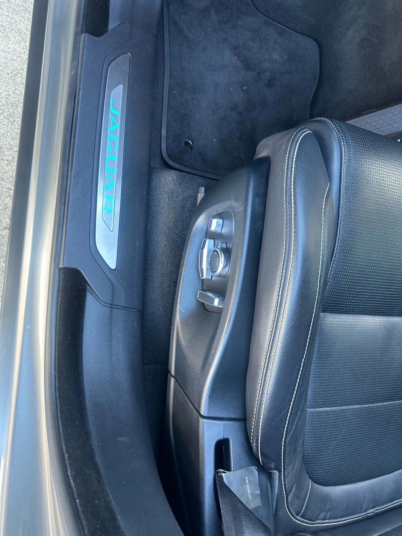Used 2019 Jaguar F-PACE S AWD/4WD image 31