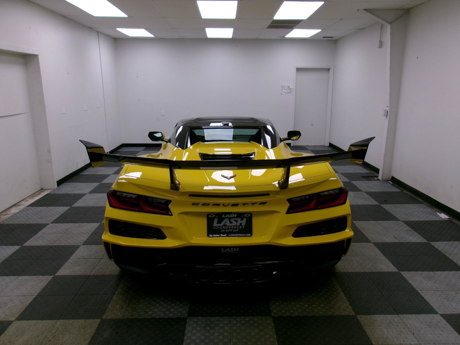 New 2026 Chevrolet Corvette ZR1 w/ ZR1 Carbon Fiber Aero Package RWD image 22
