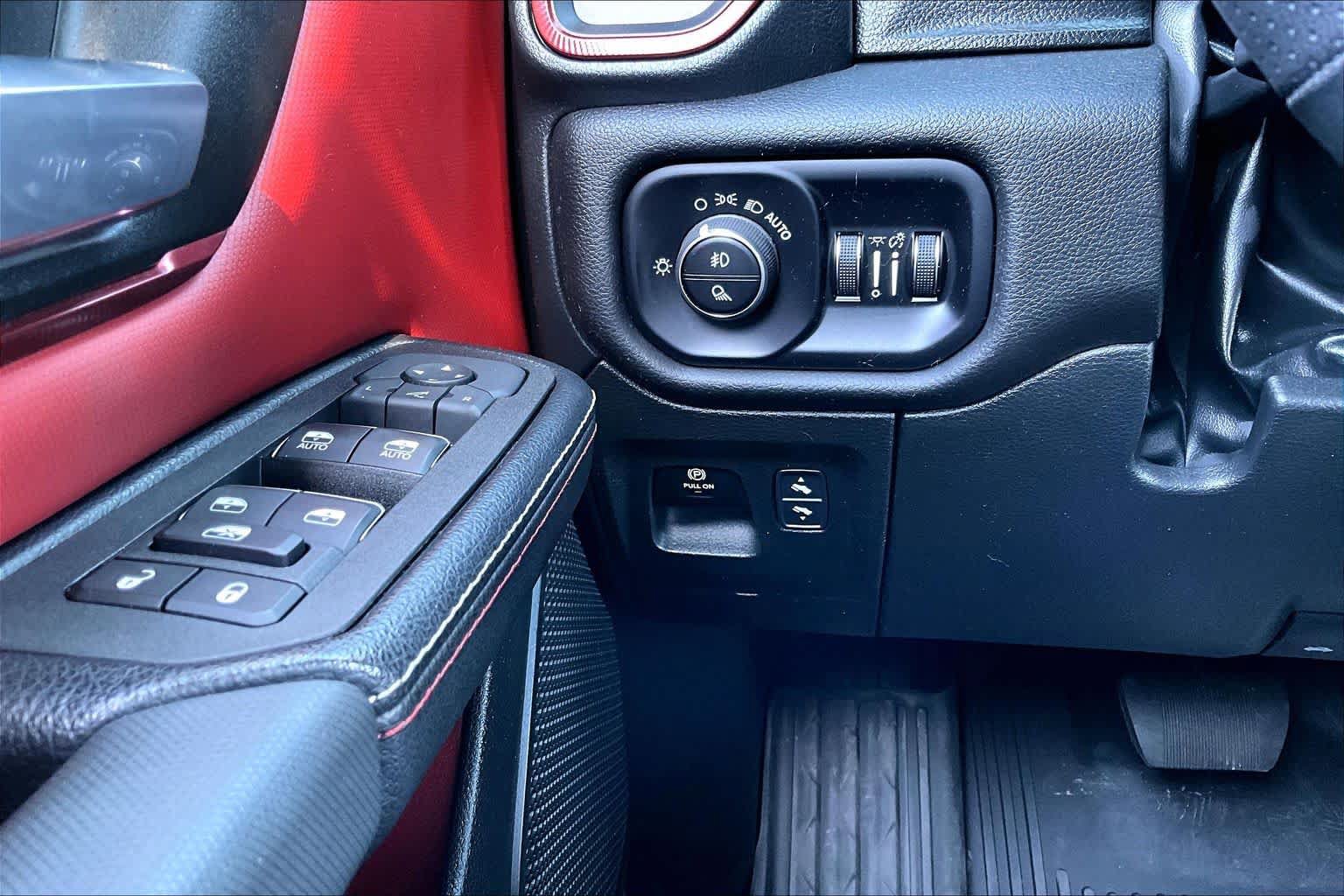 Used 2025 RAM 1500 Rebel w/ Rebel Level 1 Equipment Group AWD/4WD image 32