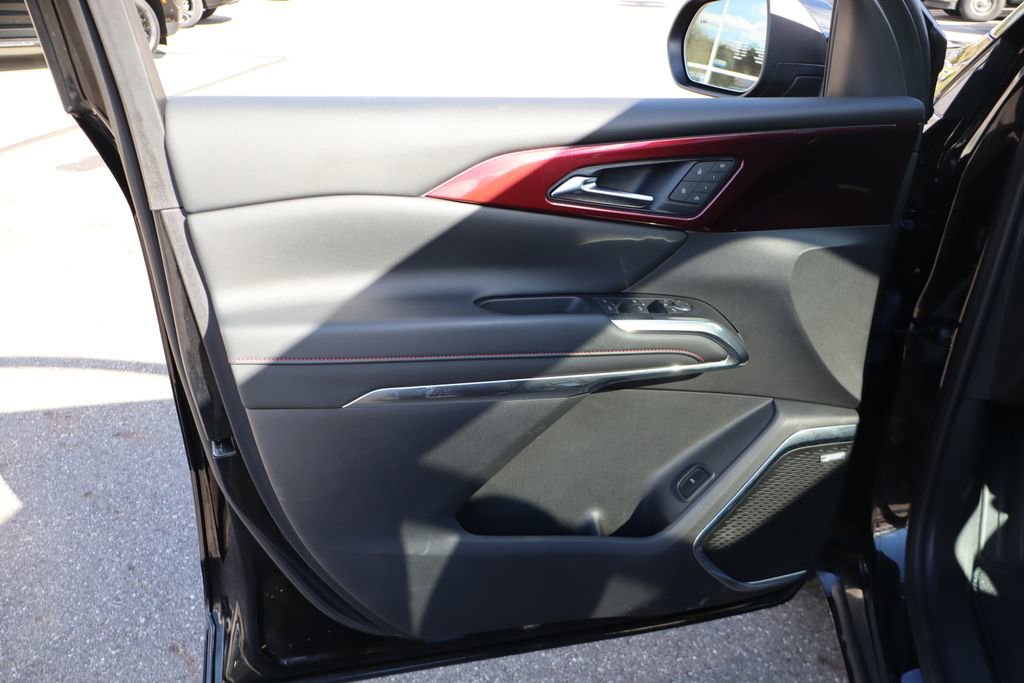 Used 2024 Chevrolet Traverse RS w/ LPO, Floor Liner Package image 10