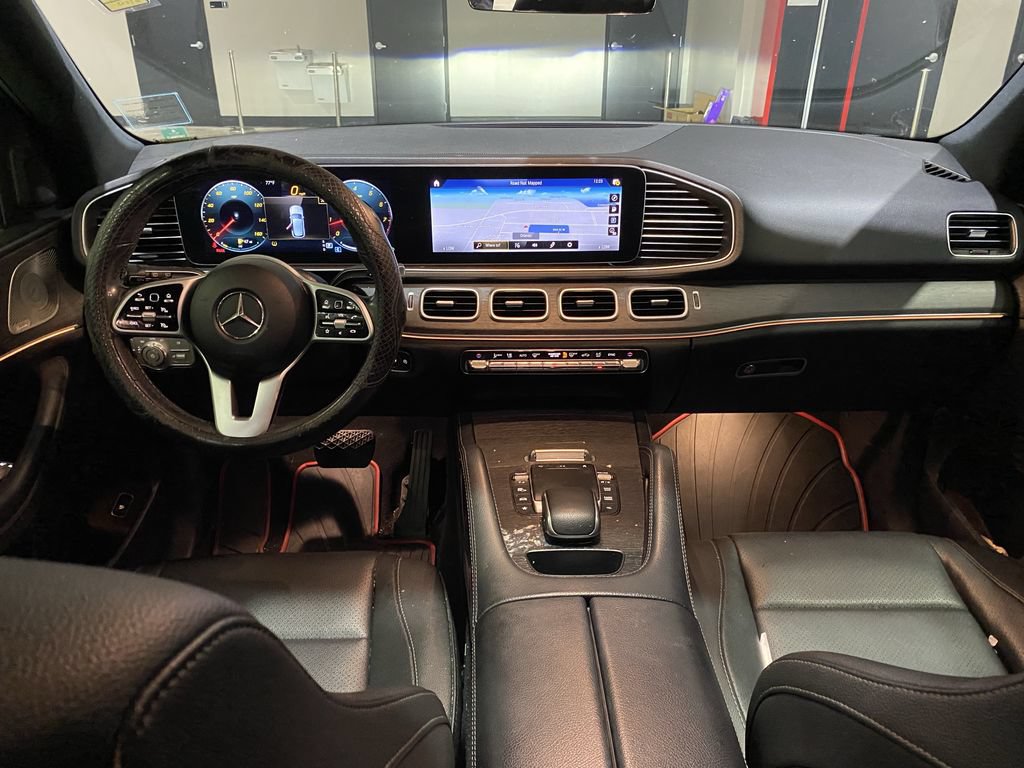 Used 2021 Mercedes-Benz GLE 350 4MATIC image 2
