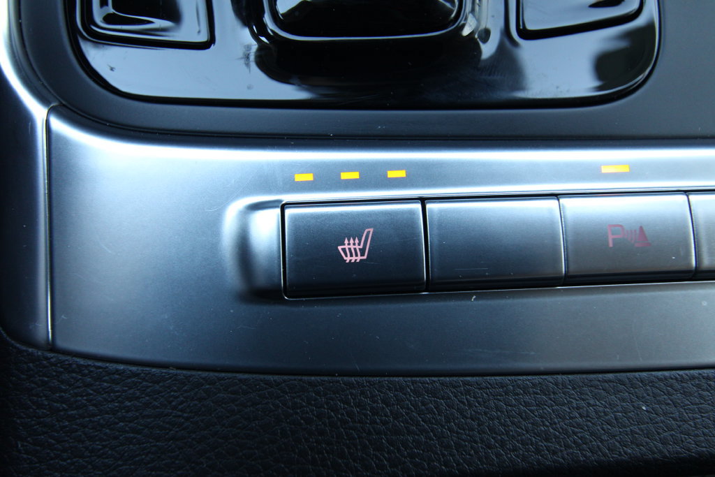 Used 2026 Kia Carnival EX FWD image 12