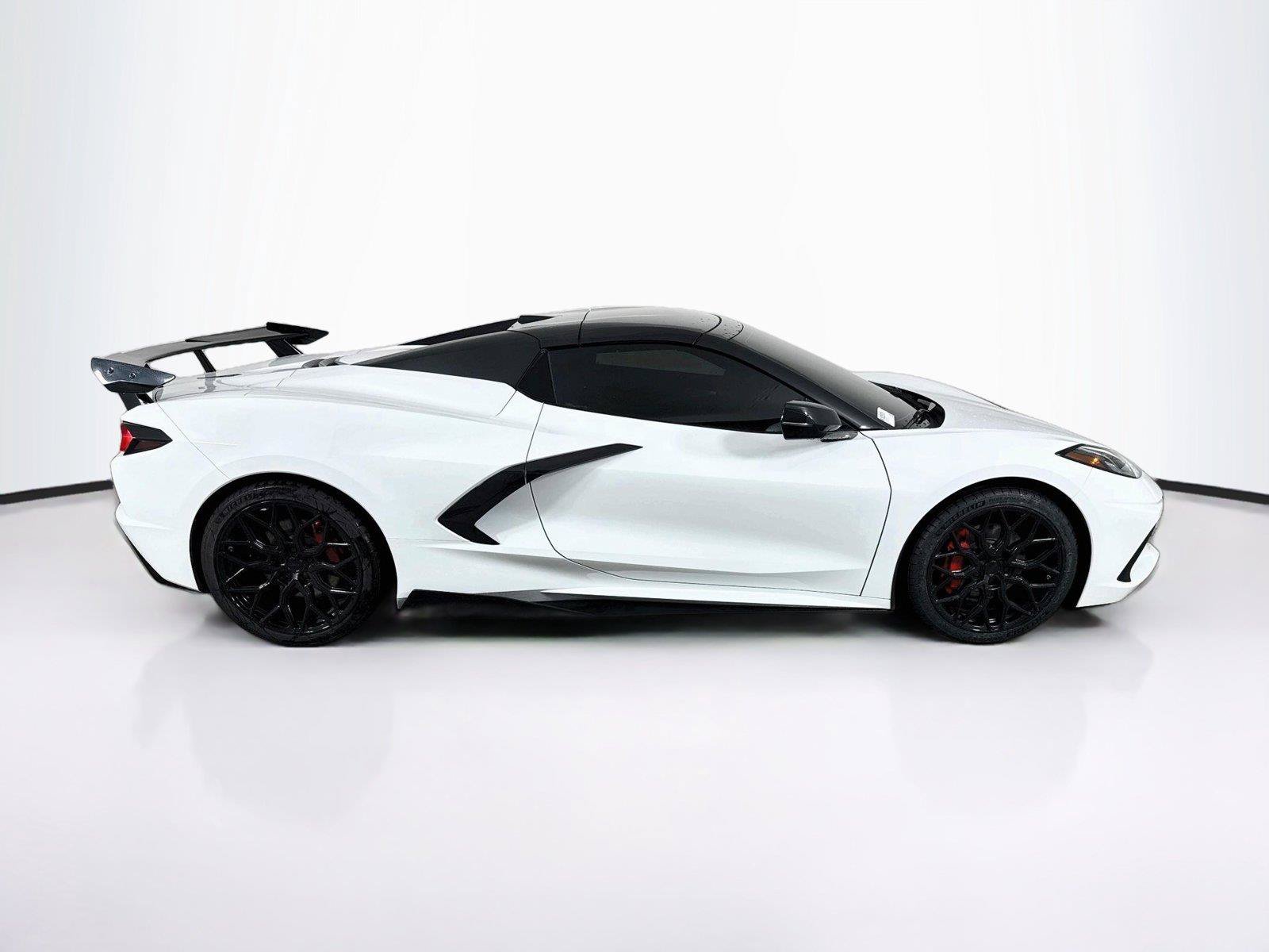 Used 2024 Chevrolet Corvette Stingray Preferred Conv w/ 2LT RWD image 7