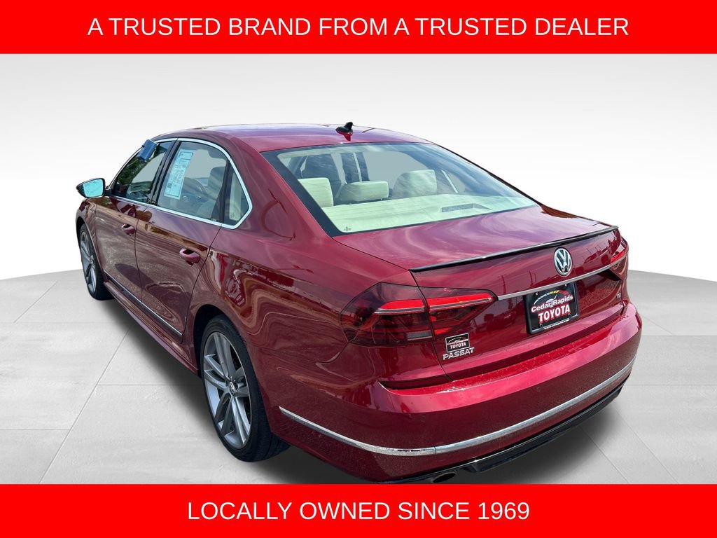 Used 2019 Volkswagen Passat 2.0T SE R-Line FWD image 3