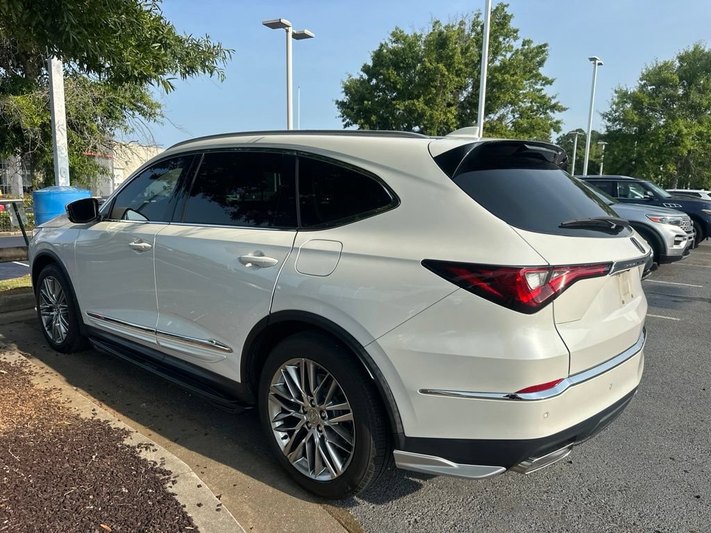 Used 2022 Acura MDX SH-AWD w/ Advance Package image 3