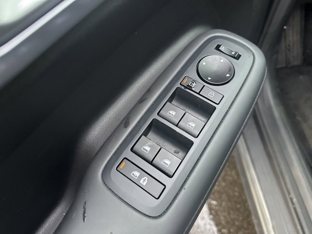 Used 2026 Hyundai Santa Fe SEL FWD image 28