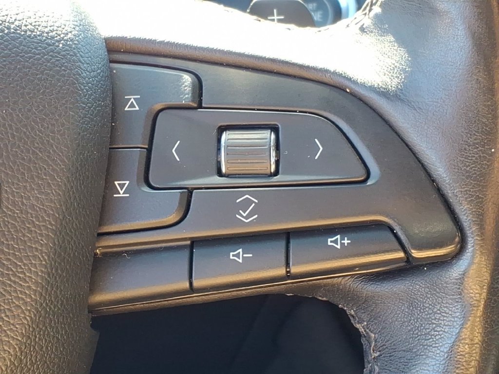 Used 2019 Cadillac XT4 Premium Luxury AWD/4WD image 10
