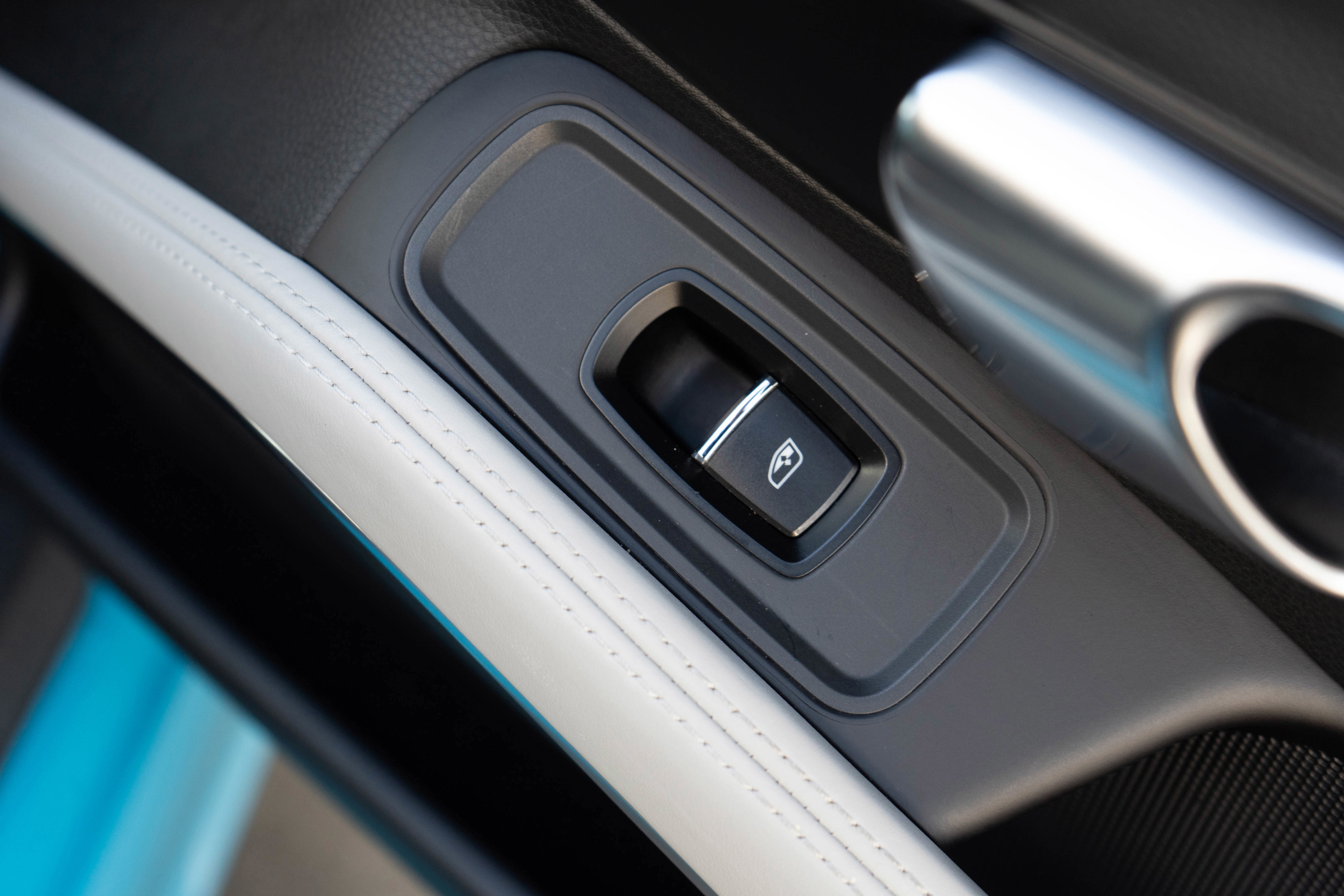 Used 2020 Porsche 718 Cayman image 25