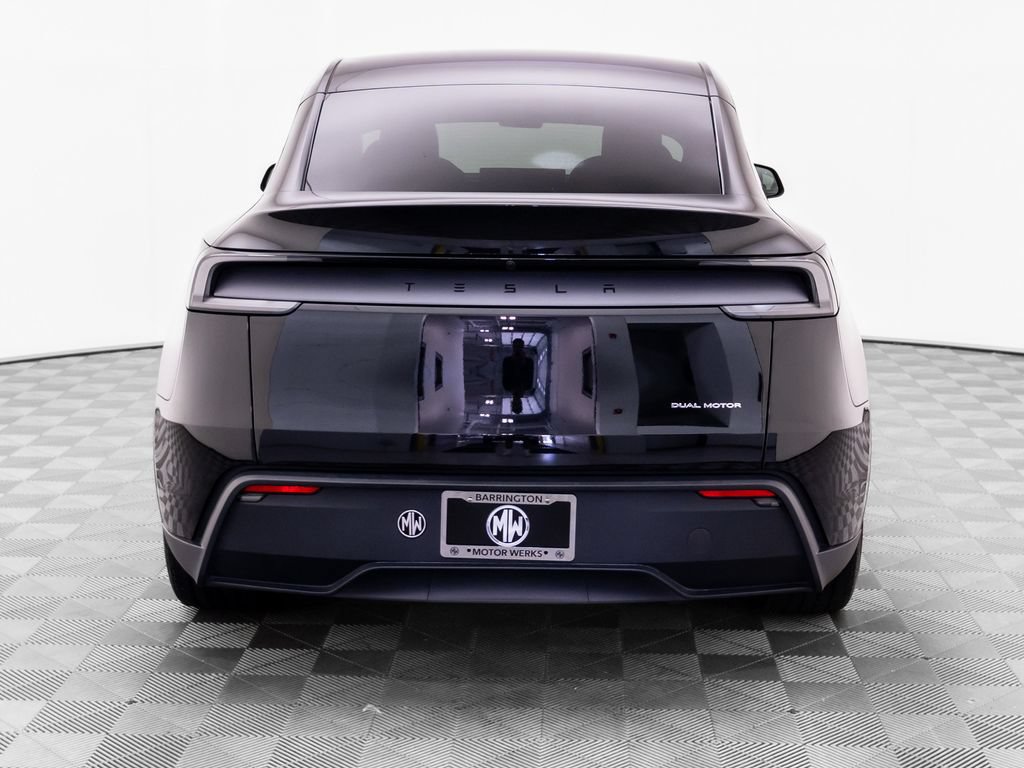 Used 2026 Tesla Model Y Long Range AWD/4WD image 5