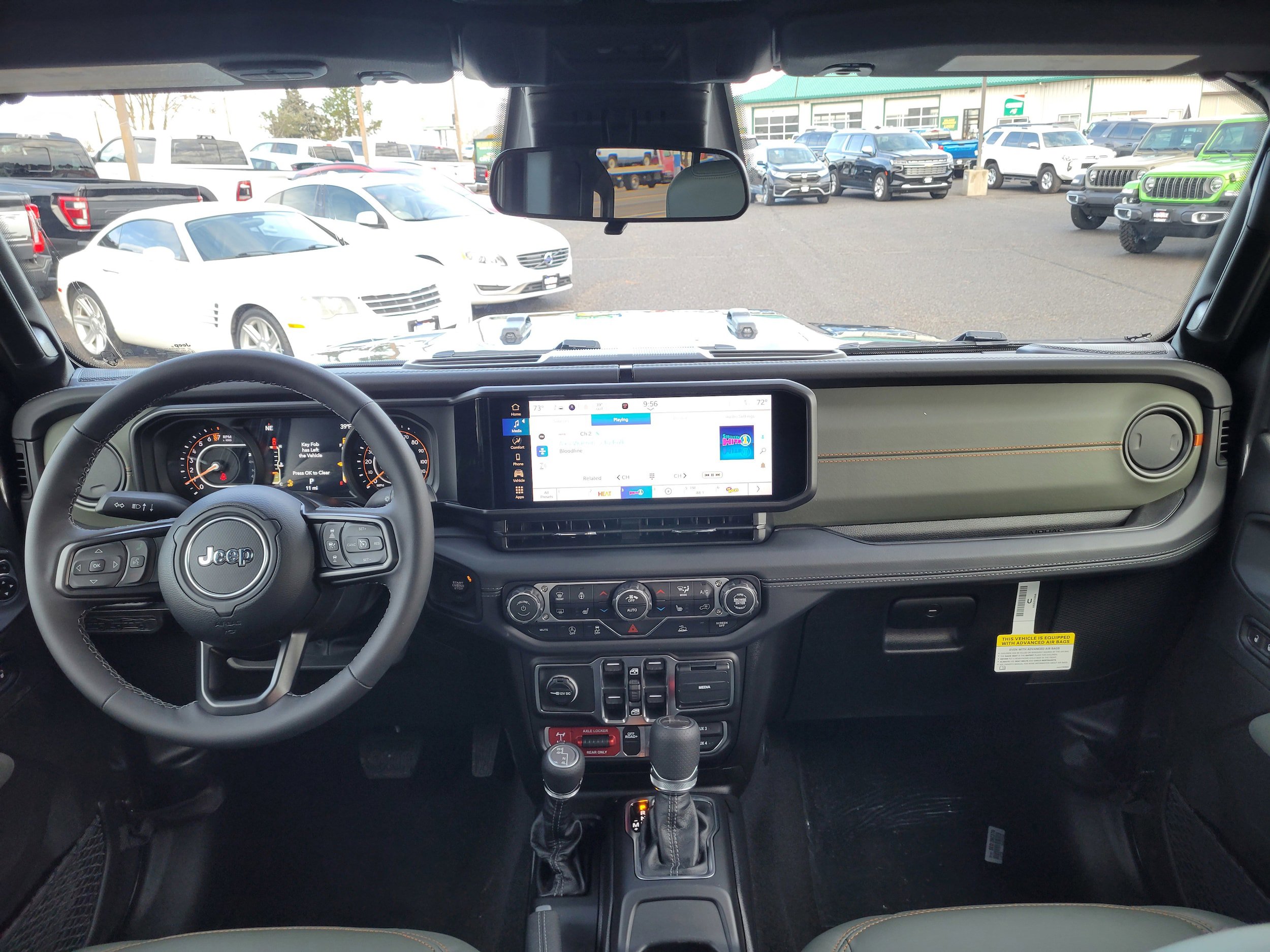 New 2026 Jeep Gladiator Mojave w/ Steel Bumper Group image 20