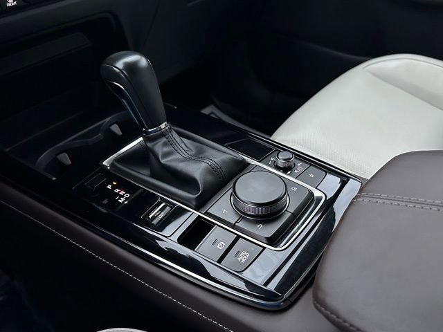 Used 2023 MAZDA CX-30 AWD 2.5 S w/ Premium Package image 13