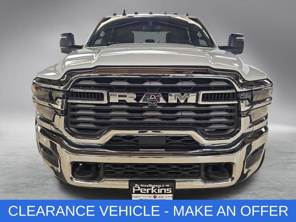 New 2026 RAM 5500 Tradesman AWD/4WD image 36