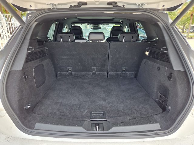 Used 2019 Lincoln MKC Reserve w/ MKC Technology Package FWD image 9