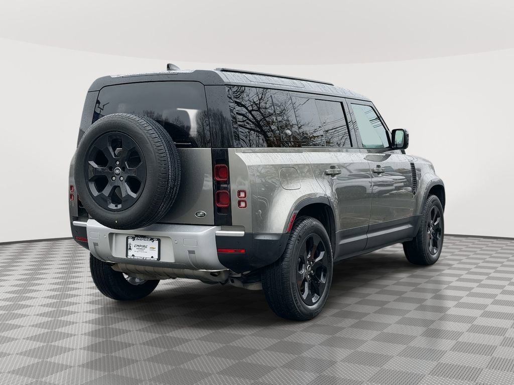 Used 2023 Land Rover Defender 110 S AWD/4WD image 4