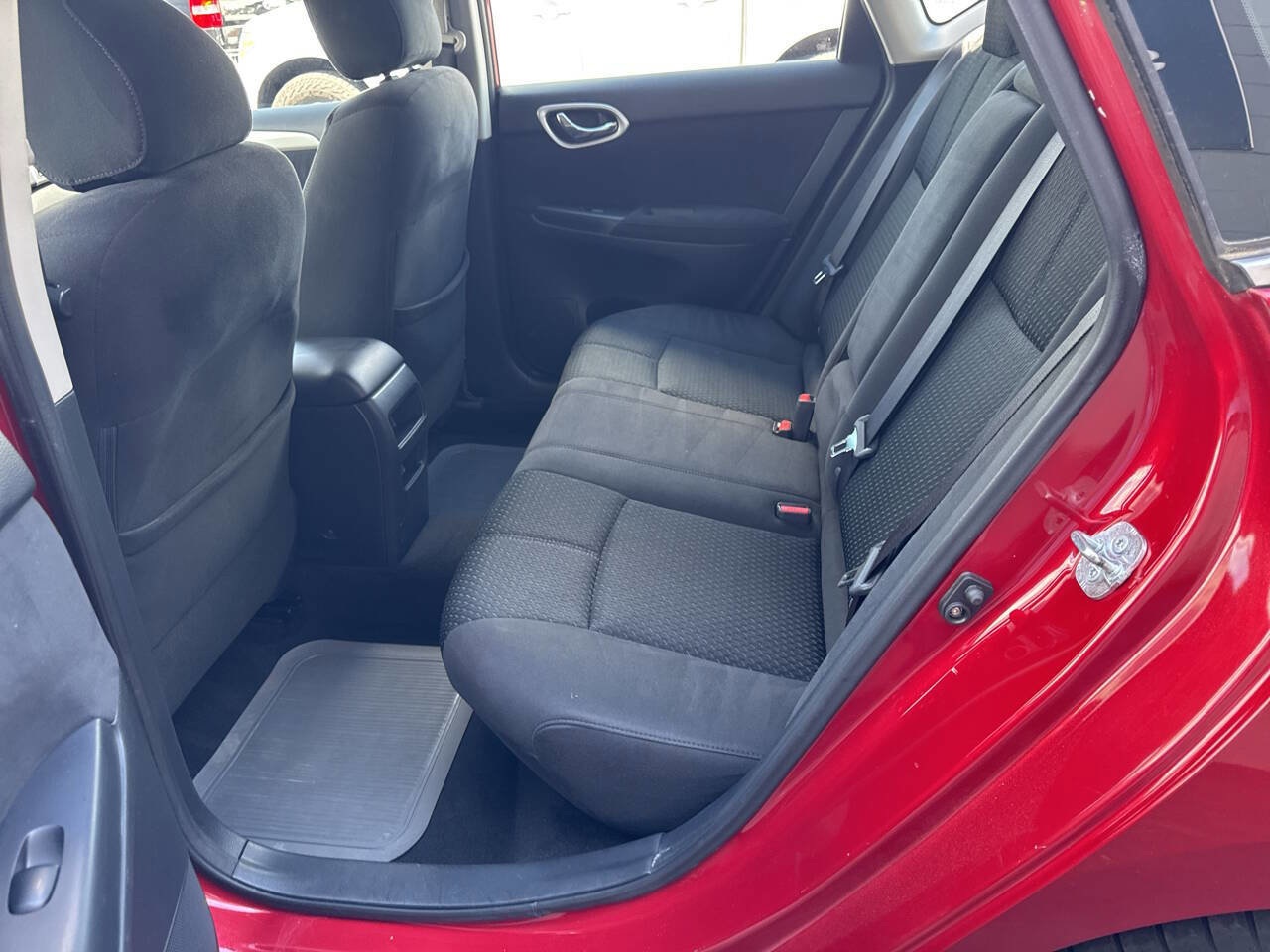 Used 2013 Nissan Sentra SR w/ Driver Pkg FWD image 16