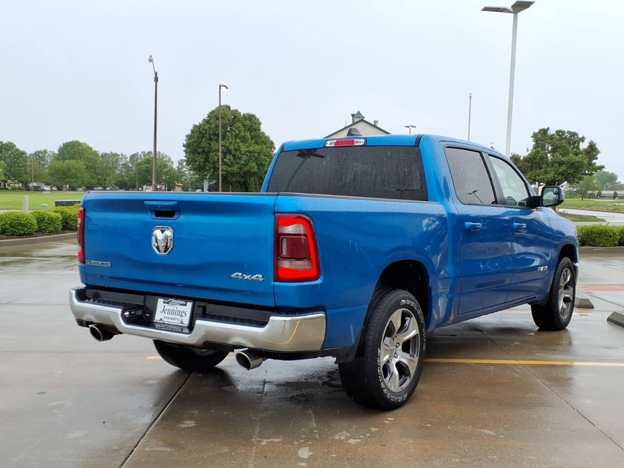 Used 2024 RAM 1500 Laramie AWD/4WD image 5