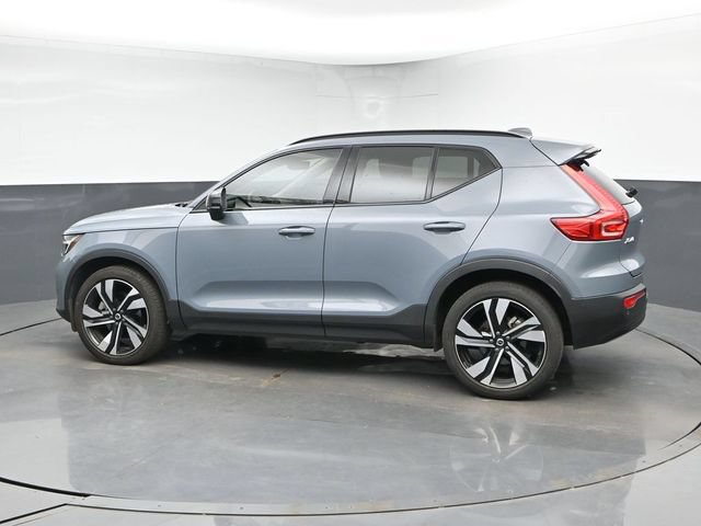 Used 2023 Volvo XC40 B5 Ultimate w/ Protection Package Premier AWD/4WD image 7