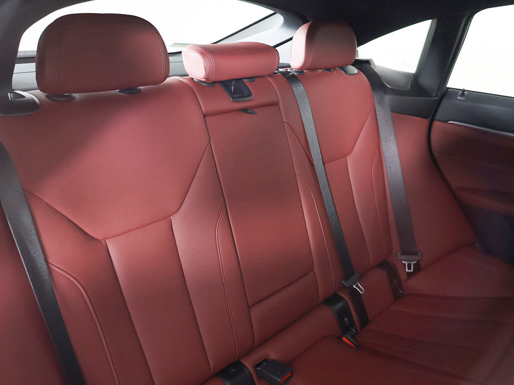 Used 2024 BMW i4 eDrive40 w/ M Sport Package RWD image 36