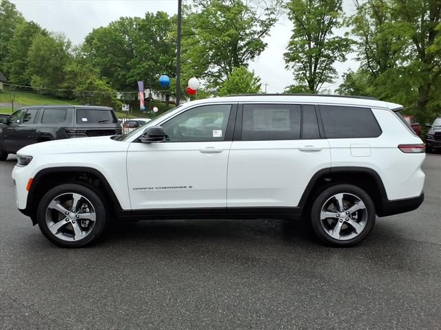 New 2026 Jeep Grand Cherokee L Limited w/ Luxury Tech Group II AWD/4WD image 8