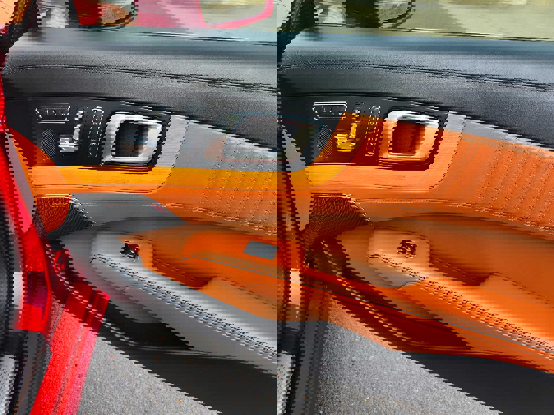 Used 2014 Mercedes-Benz SL 550 image 31