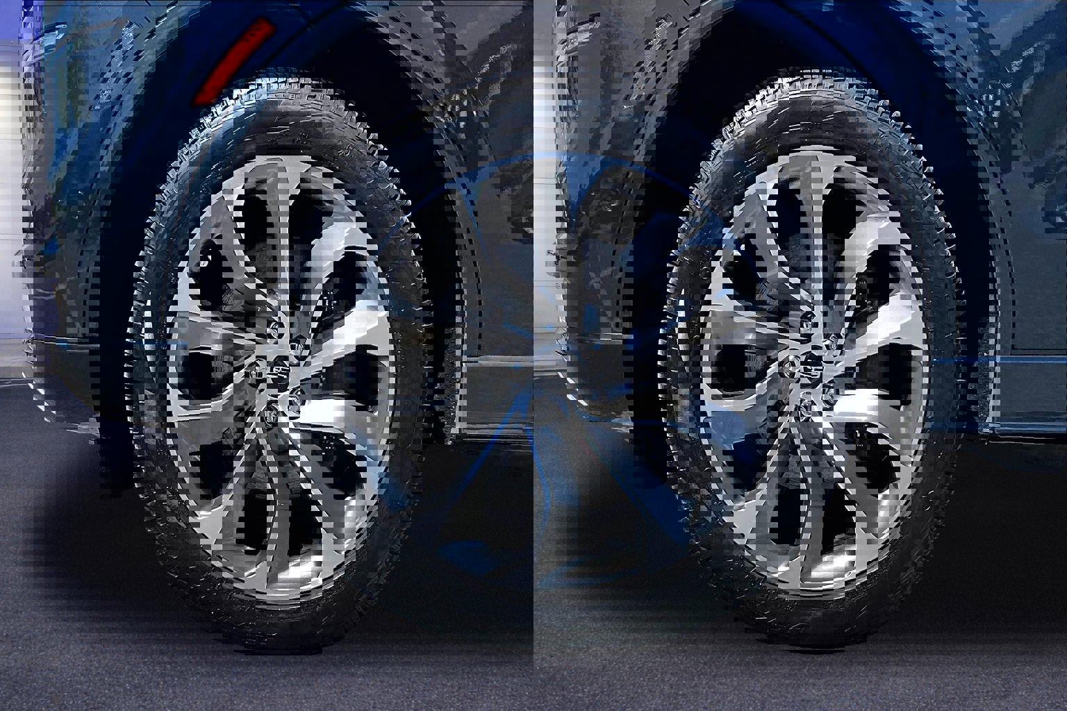 Used 2023 Lincoln Aviator Grand Touring w/ Equipment Group 301A image 33