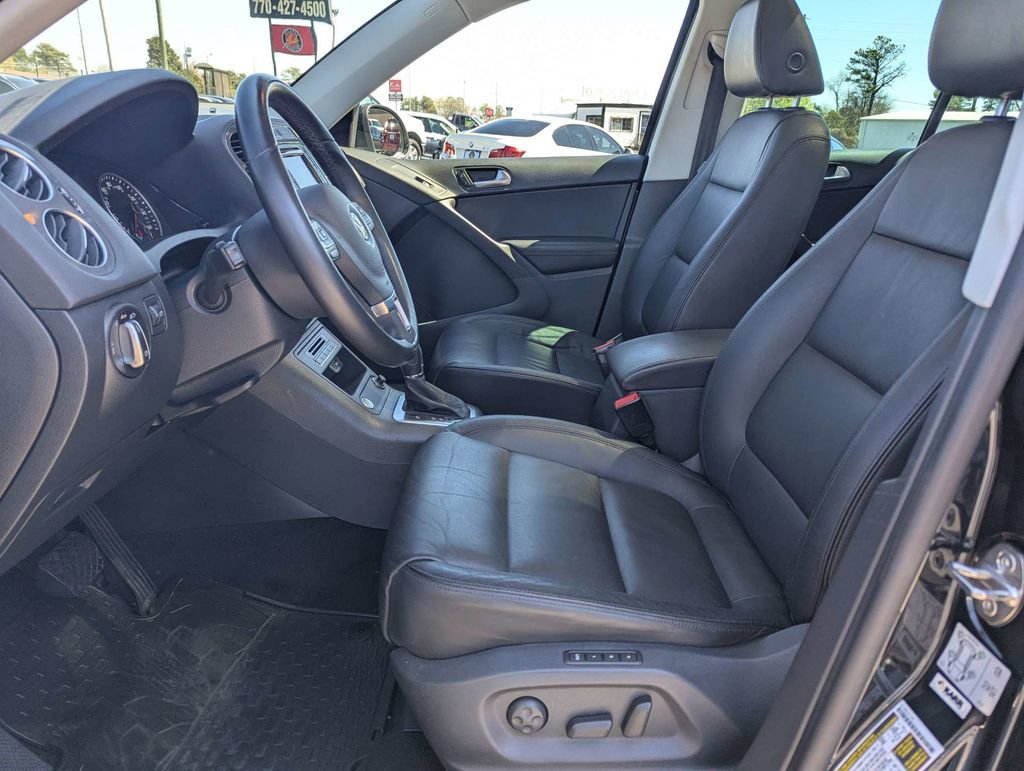 Used 2017 Volkswagen Tiguan SEL image 20