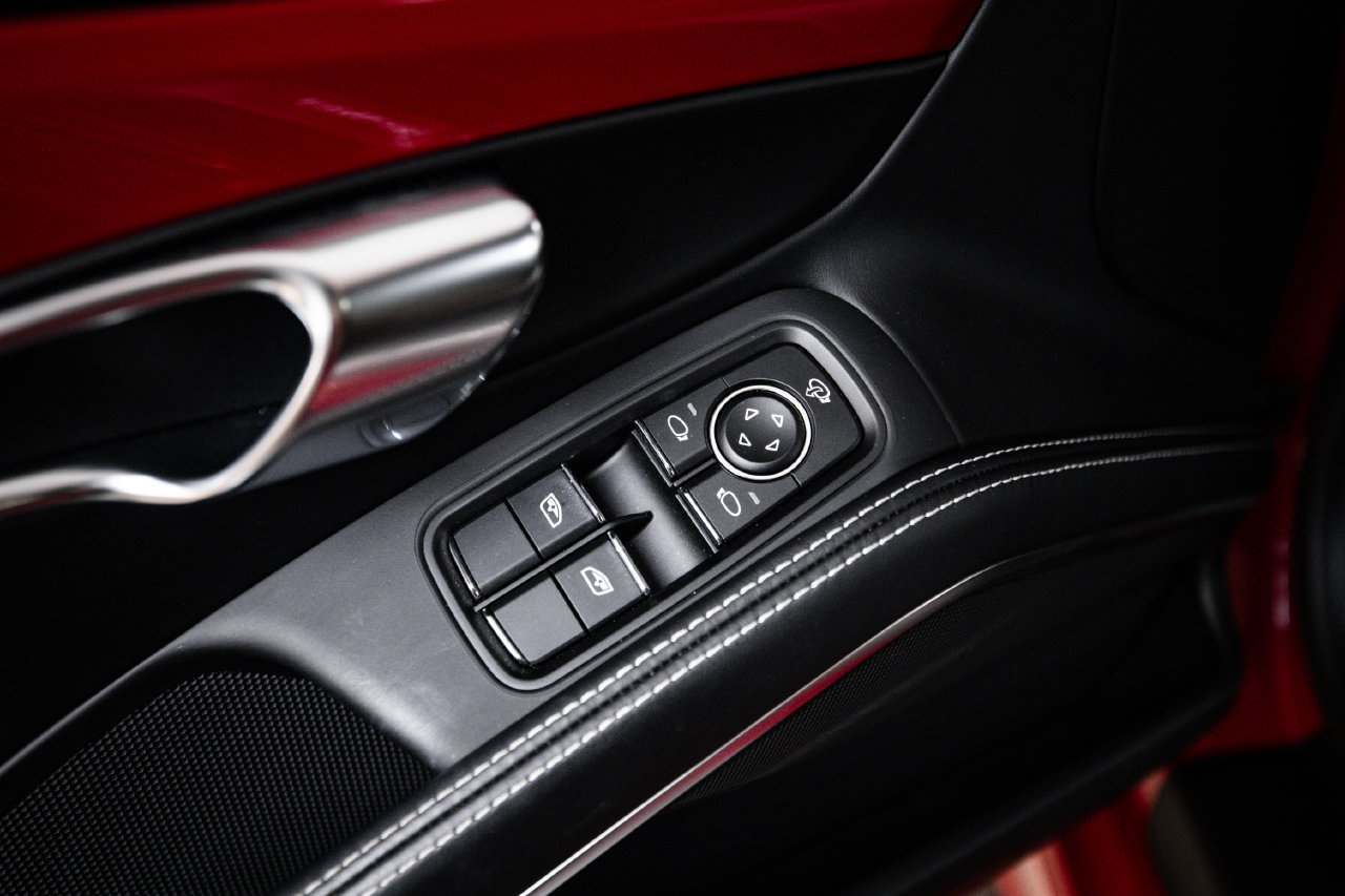 Certified 2024 Porsche 718 Cayman RWD image 22