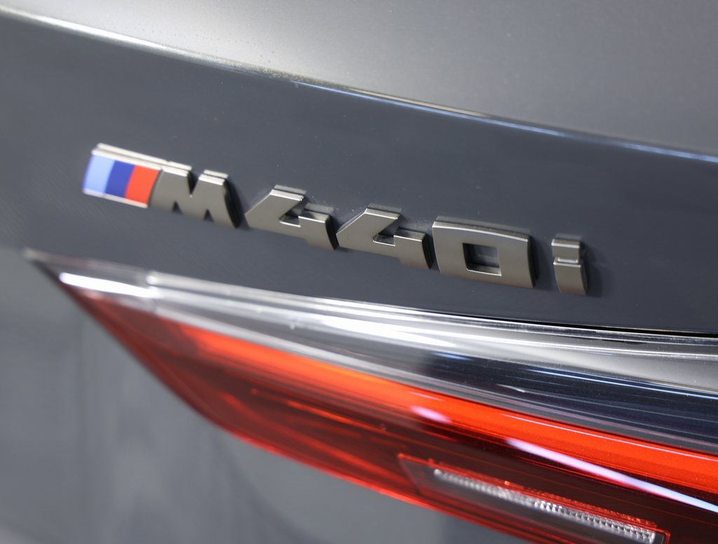 Used 2023 BMW 440i xDrive Convertible w/ Premium Package image 12