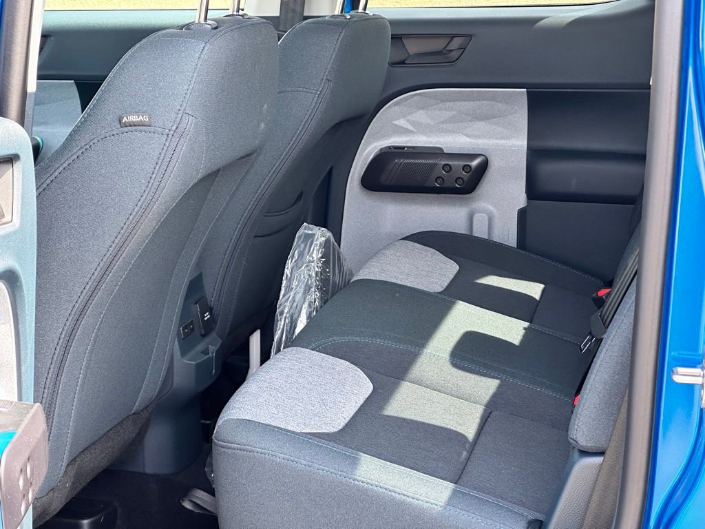 New 2025 Ford Maverick XLT w/ XLT Luxury Package image 9