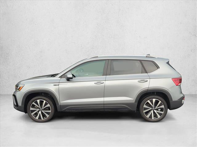 Used 2023 Volkswagen Taos SE FWD image 8