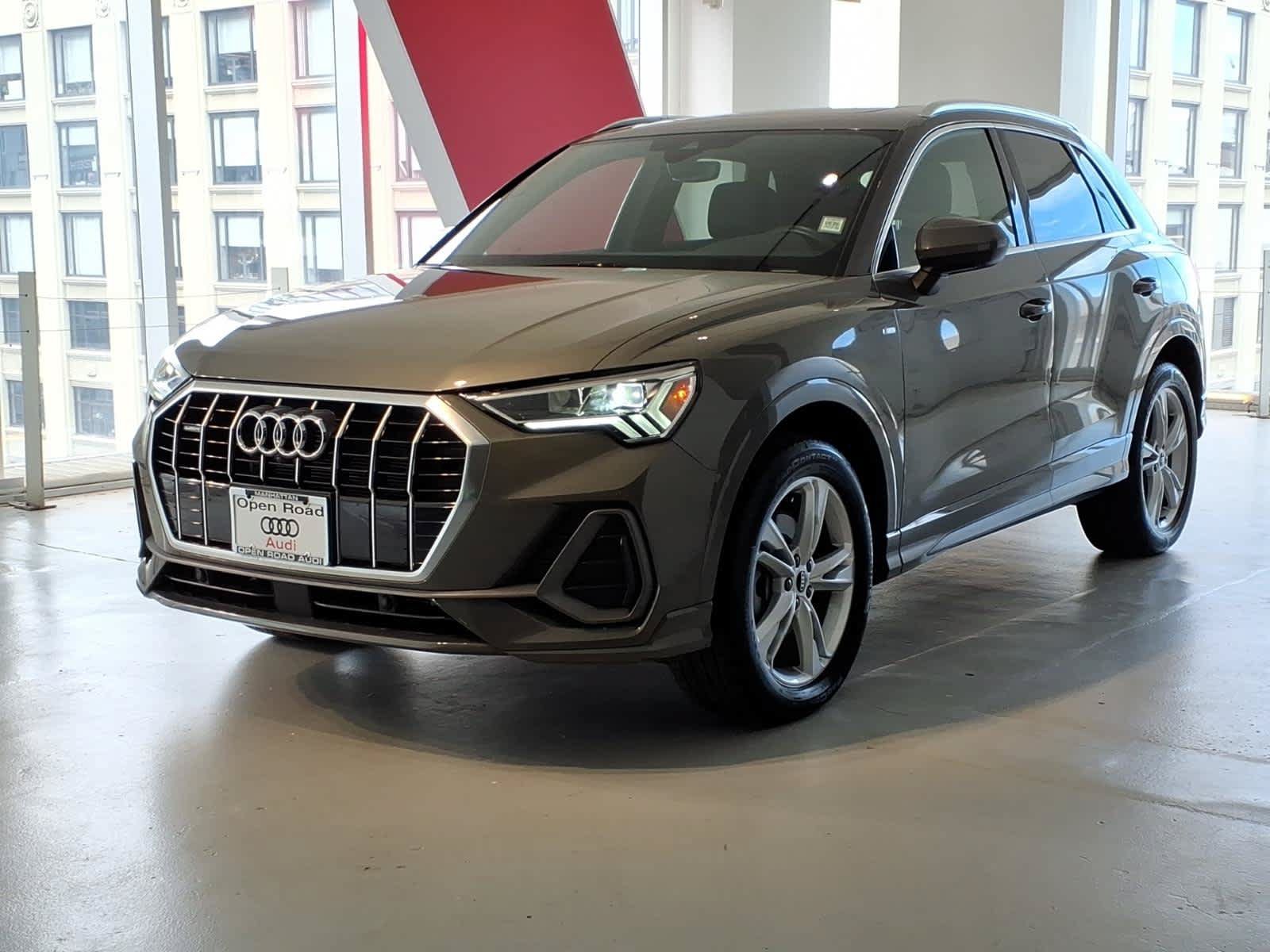 Used 2024 Audi Q3 2.0T Premium Plus AWD/4WD image 1