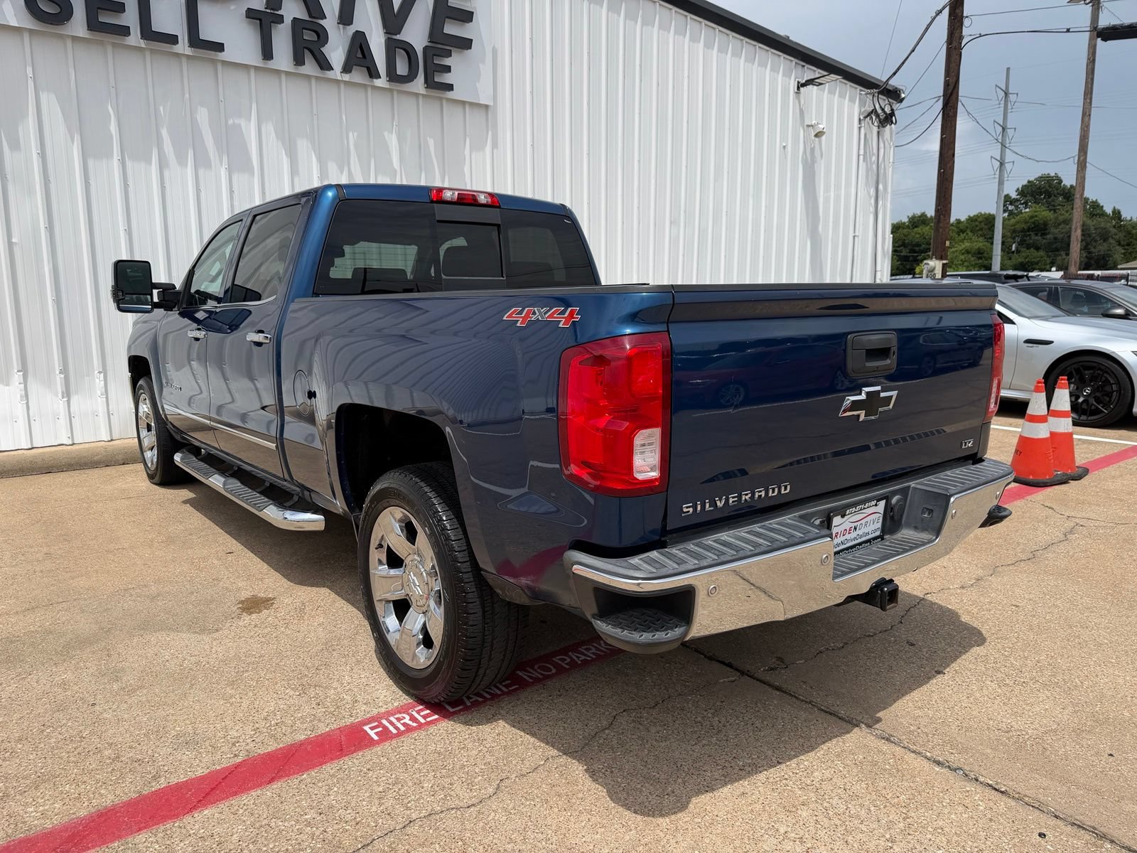 Used 2017 Chevrolet Silverado 1500 LTZ w/ Sport Package AWD/4WD image 4