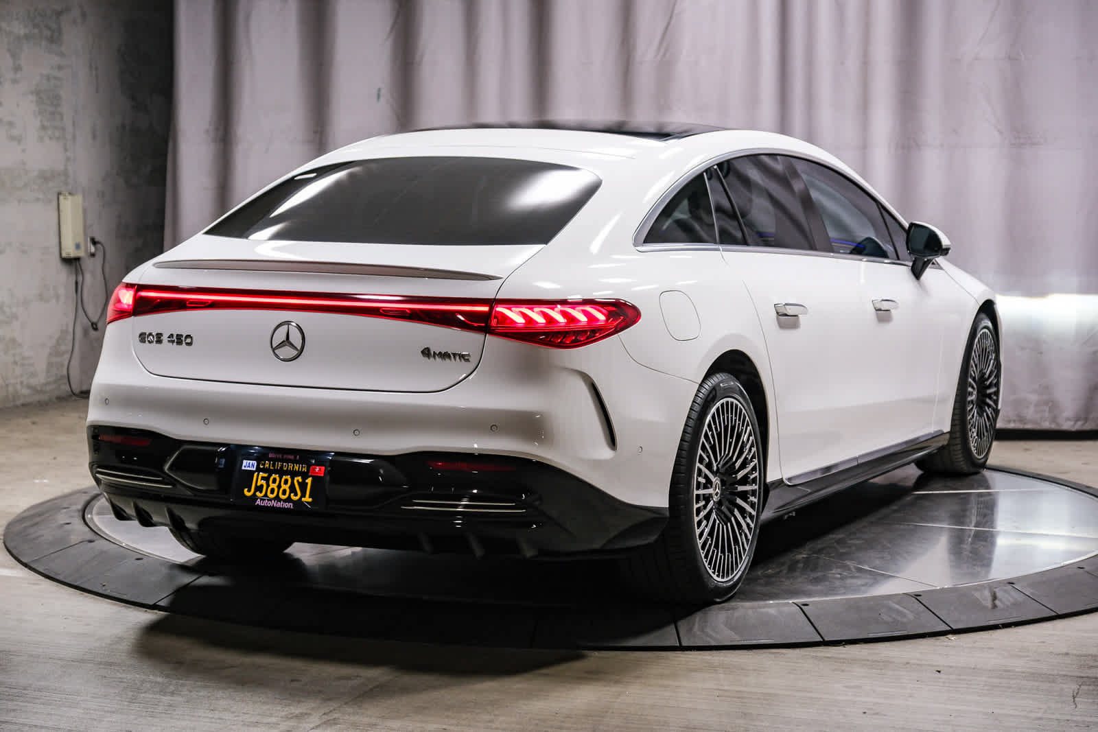 Certified 2023 Mercedes-Benz EQS 450+ 4MATIC Sedan image 4