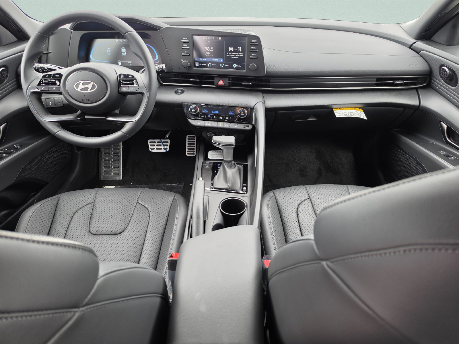 New 2026 Hyundai Elantra SEL Sport FWD image 15