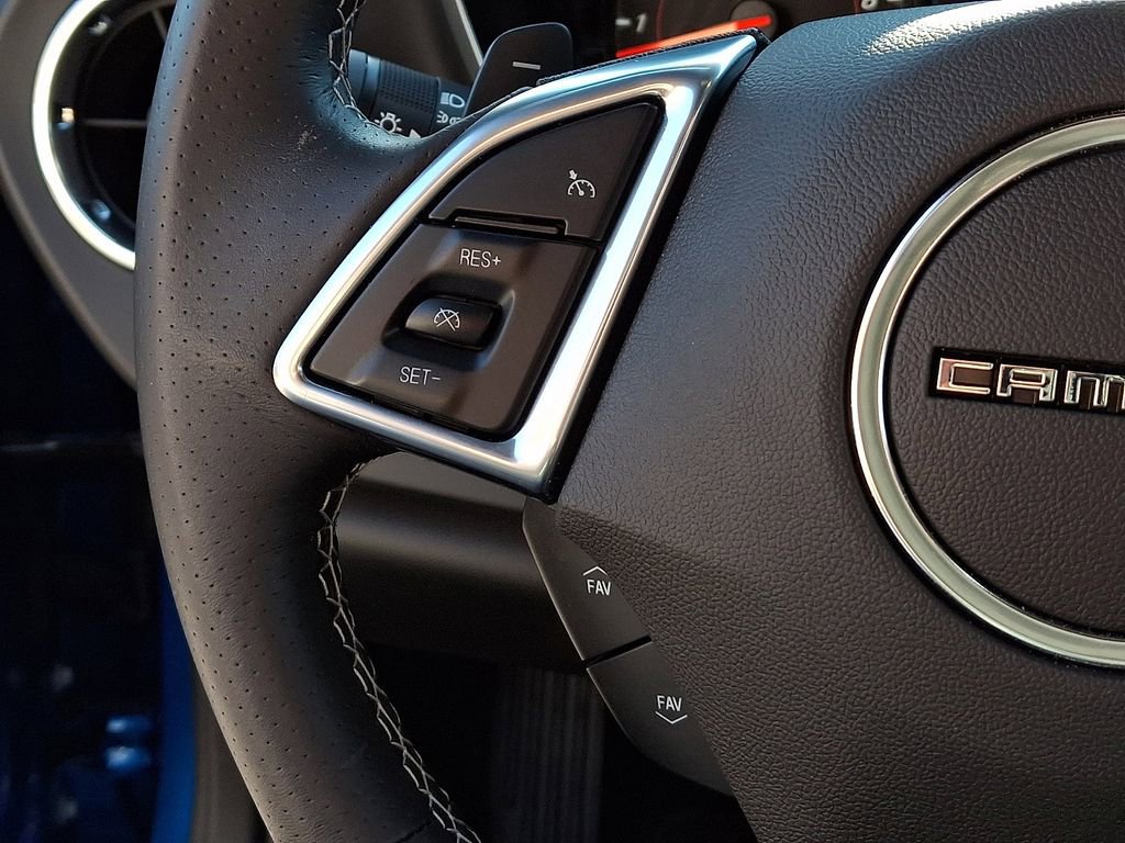 Used 2018 Chevrolet Camaro SS image 21