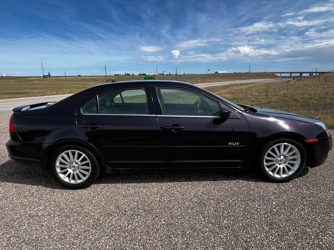 Used 2007 Mercury Milan Premier FWD image 6