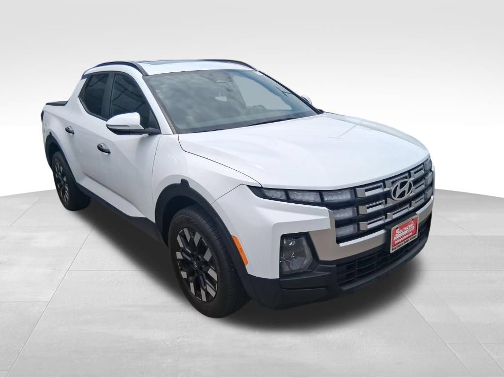 Used 2025 Hyundai Santa Cruz SEL FWD image 4