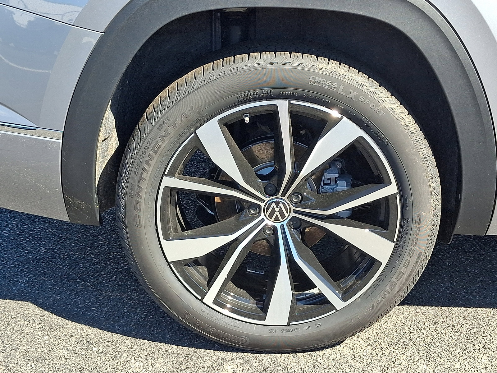 New 2026 Volkswagen Atlas SEL Premium R-Line image 5