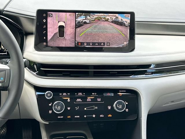 New 2027 INFINITI QX60 Luxe w/ Cargo Package AWD/4WD image 17