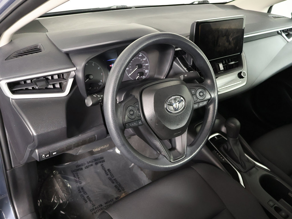 Used 2025 Toyota Corolla LE FWD image 24