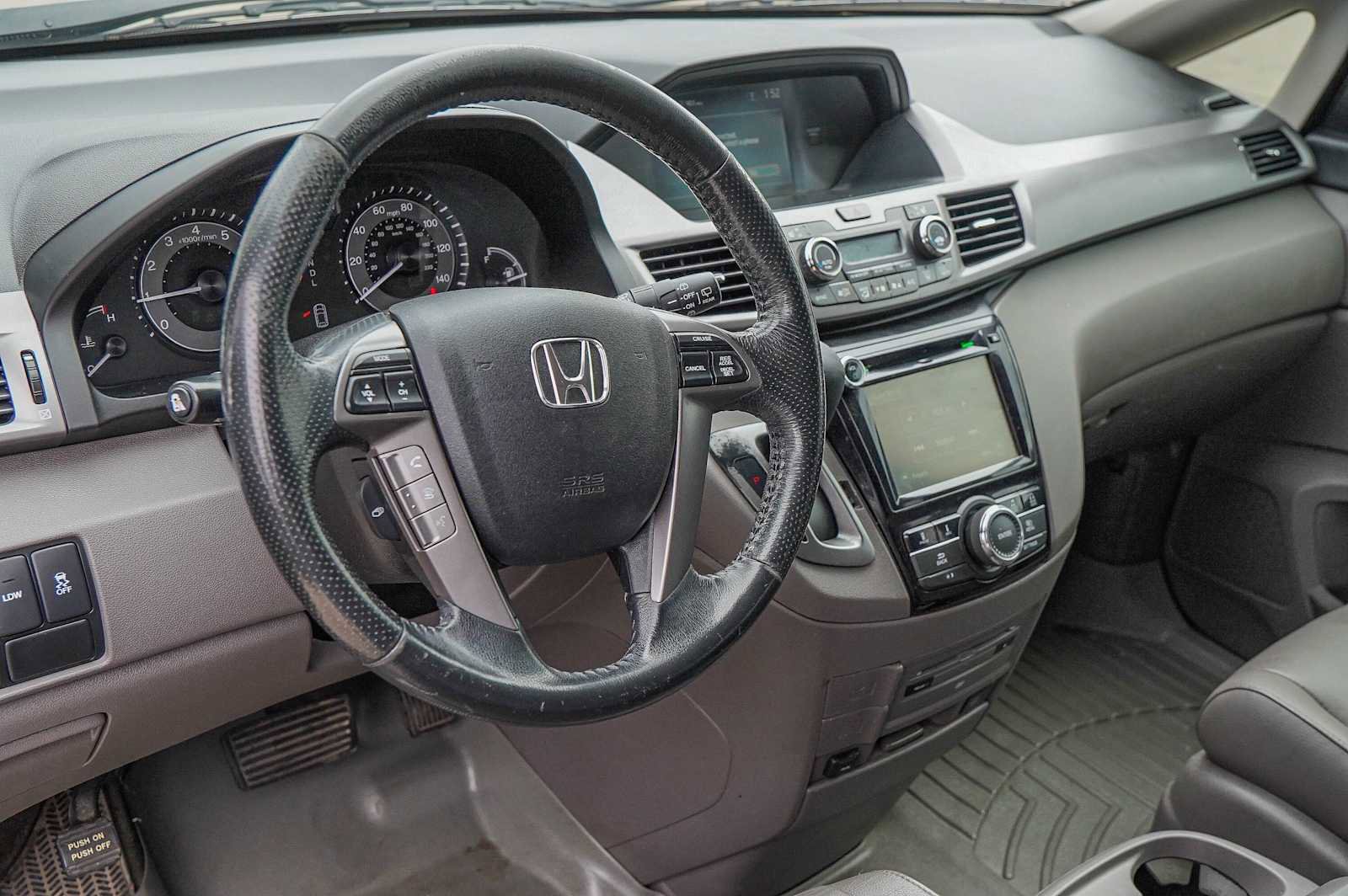Used 2015 Honda Odyssey EX-L image 9
