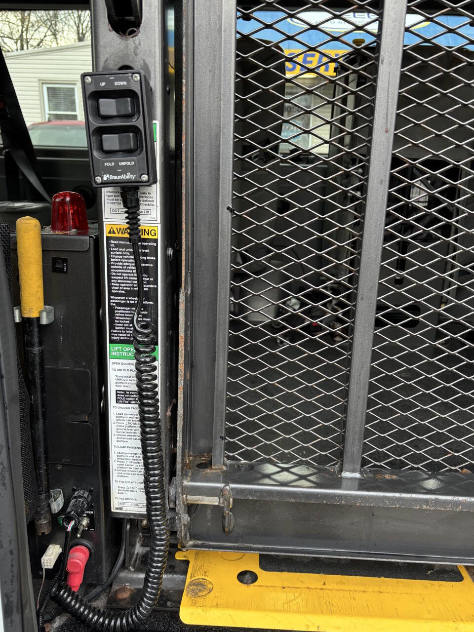 Used 2011 Ford E-250 and Econoline 250 Extended w/ PWR Group image 18