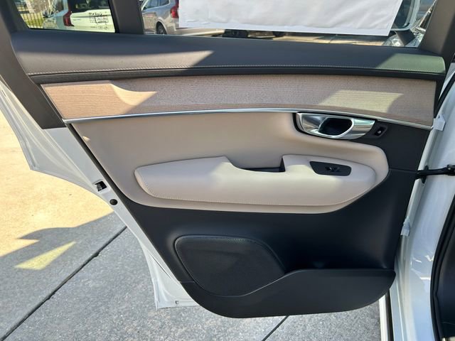 New 2026 Volvo XC90 B6 Plus w/ Protection Package image 13