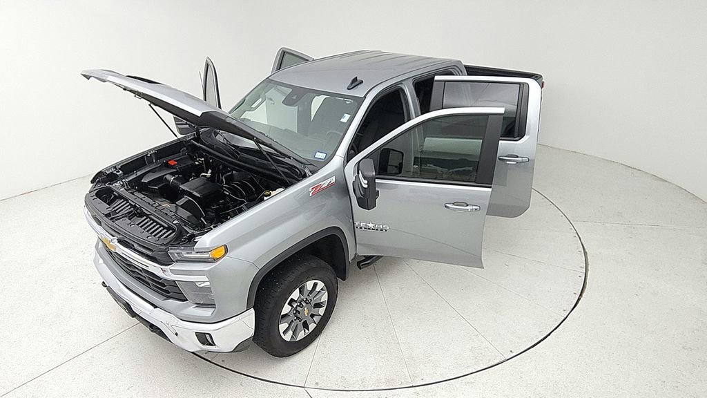 Used 2024 Chevrolet Silverado 2500 LT w/ Texas Edition AWD/4WD image 14