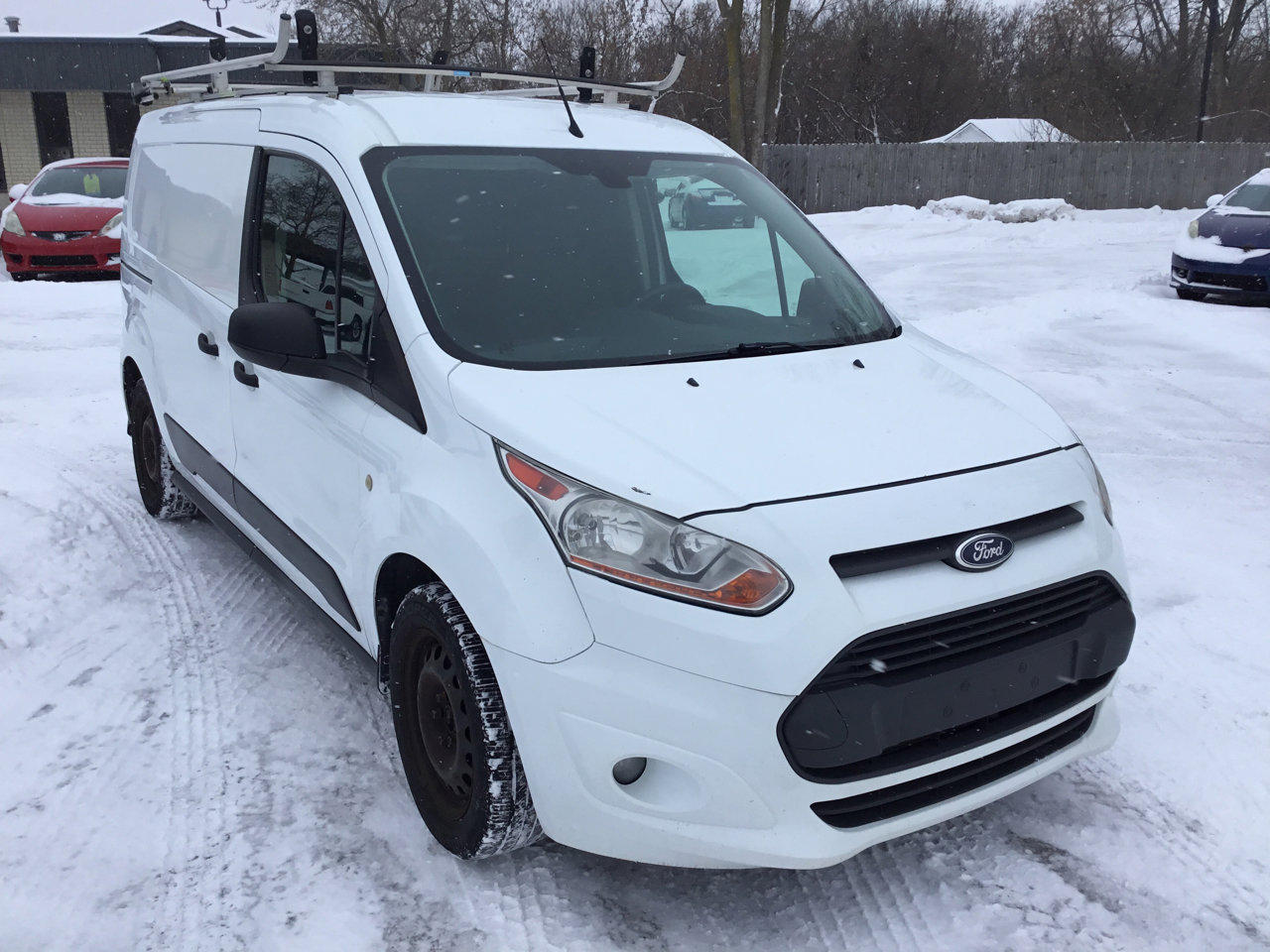 Used 2016 Ford Transit Connect XLT image 4