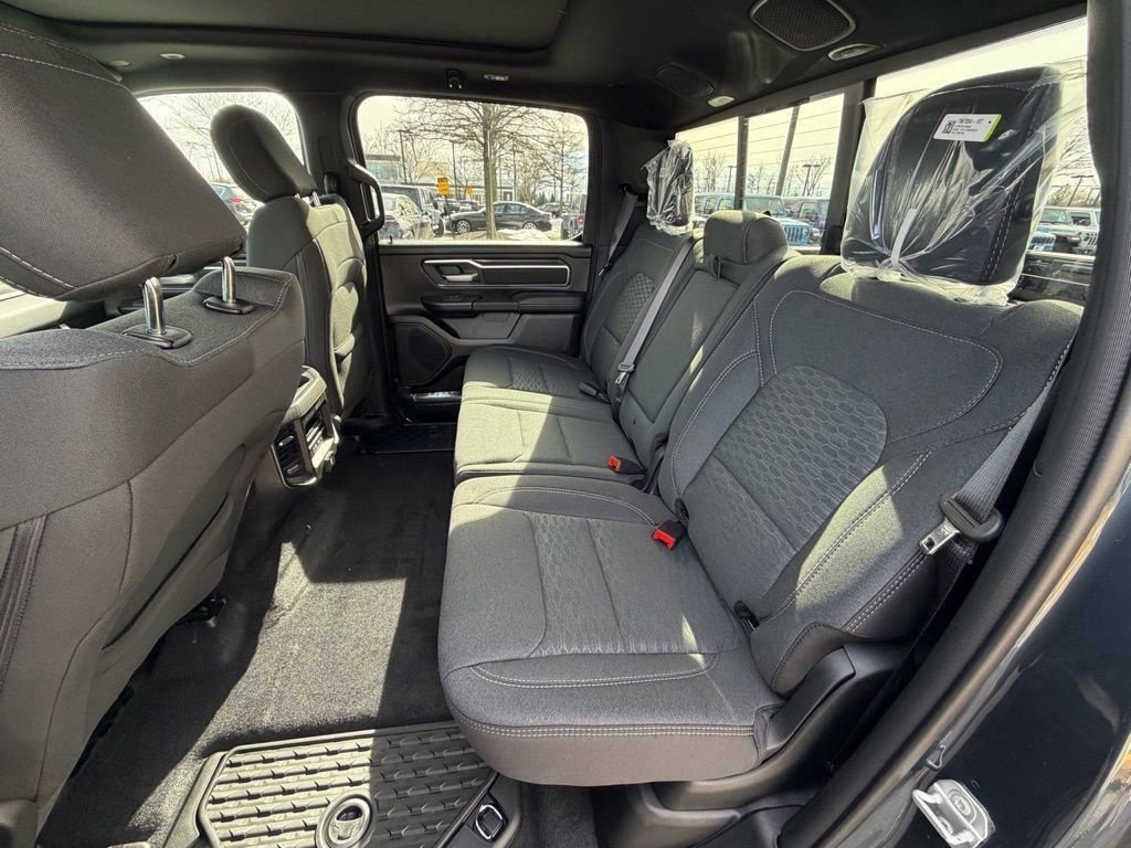 New 2026 RAM 1500 Big Horn AWD/4WD image 13
